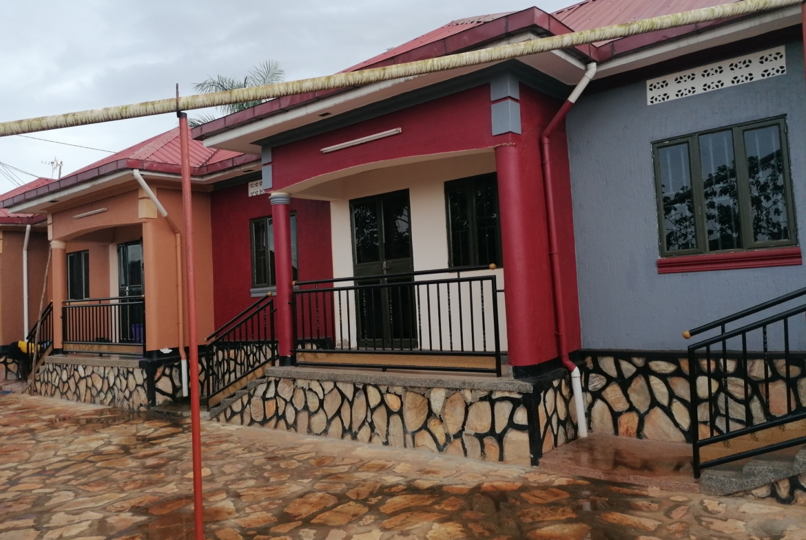 These houses for rent in Kivu Kitemu Masaka road
