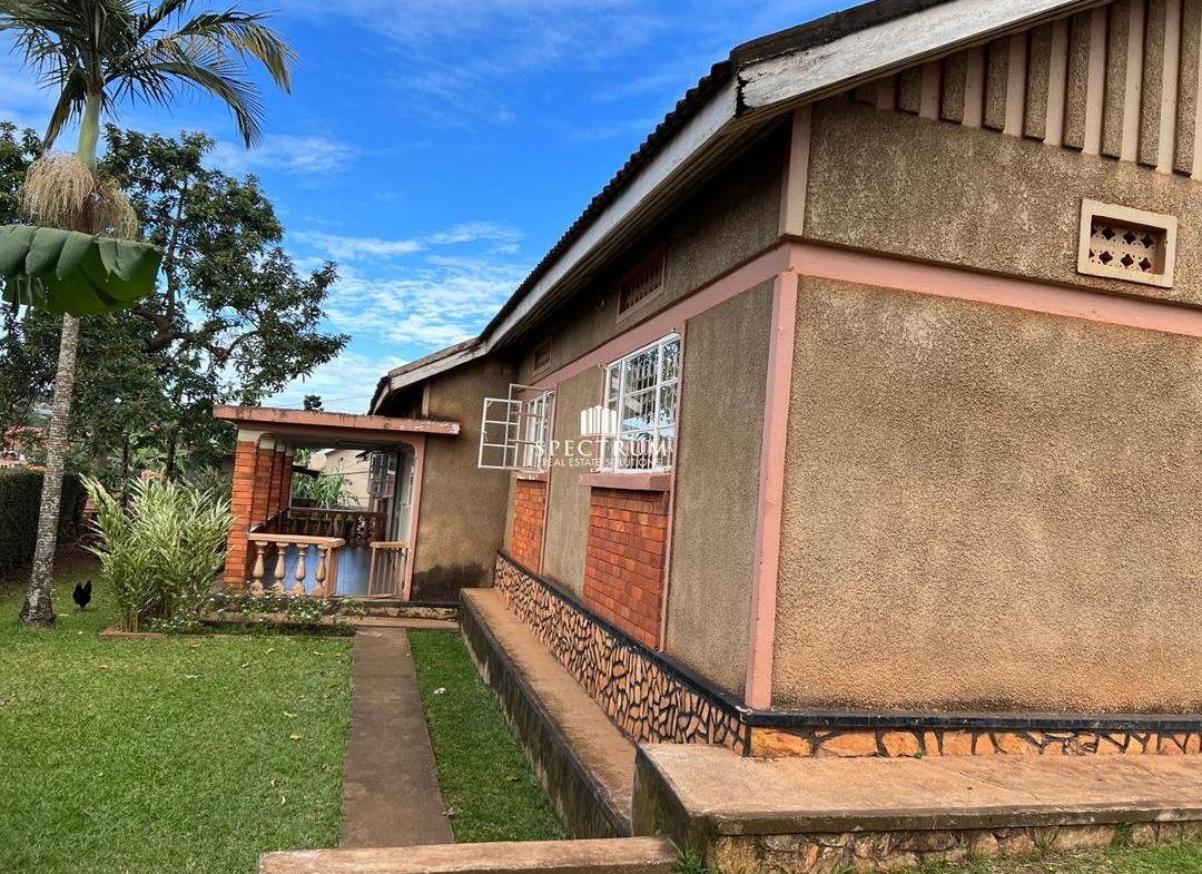 This House for sale in Ntinda Kampala
