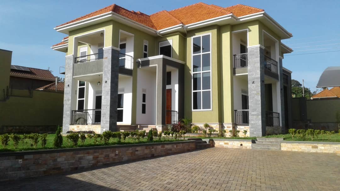 This storeyed house for sale in Kitende on Entebbe road