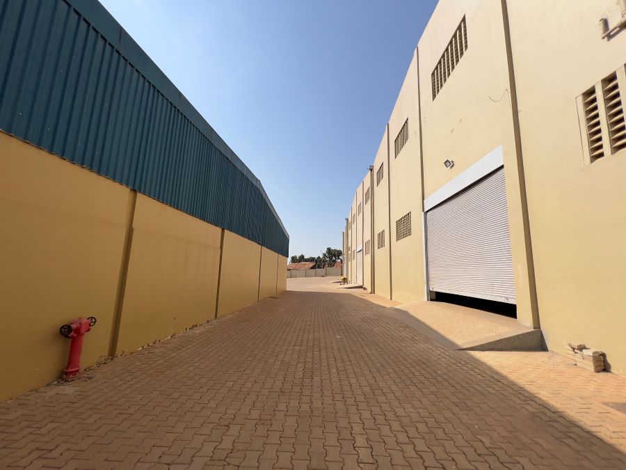 WAREHOUSE TO LET IN KAWEMPE KAMPALA
