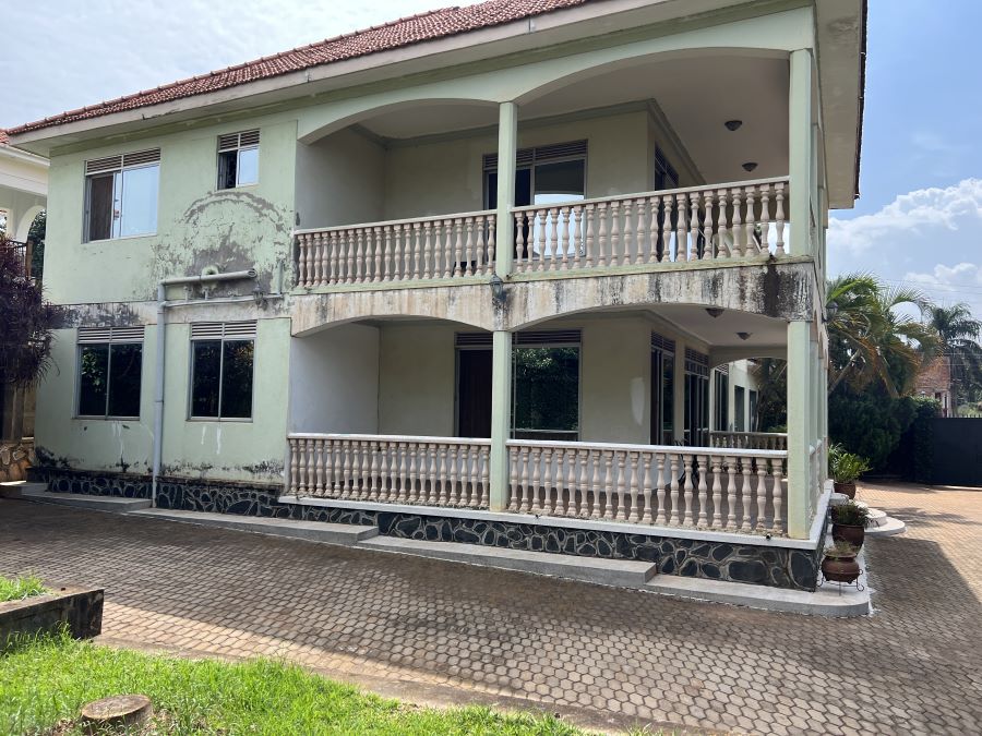 HOUSE FOR SALE BUNGA HILL