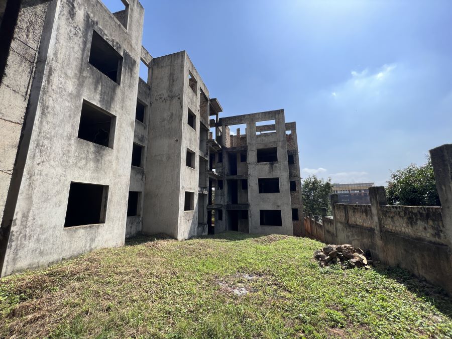 UNFINISHED APARTMENTS FOR SALE KOLOLO