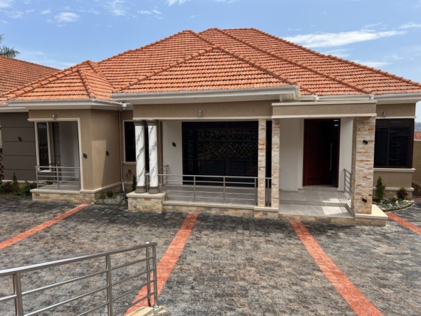 This house for sale in Akright Estate Bwebajja Entebbe road