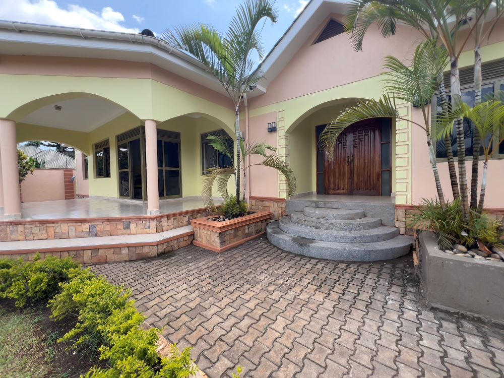 This house for sale in Butenga Estate Kira town Wakiso