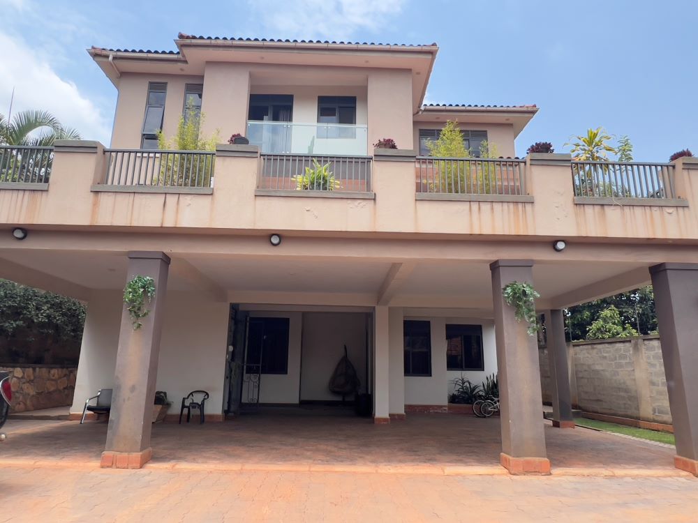 5-Bedroom House for Sale in Bukoto, Kampala