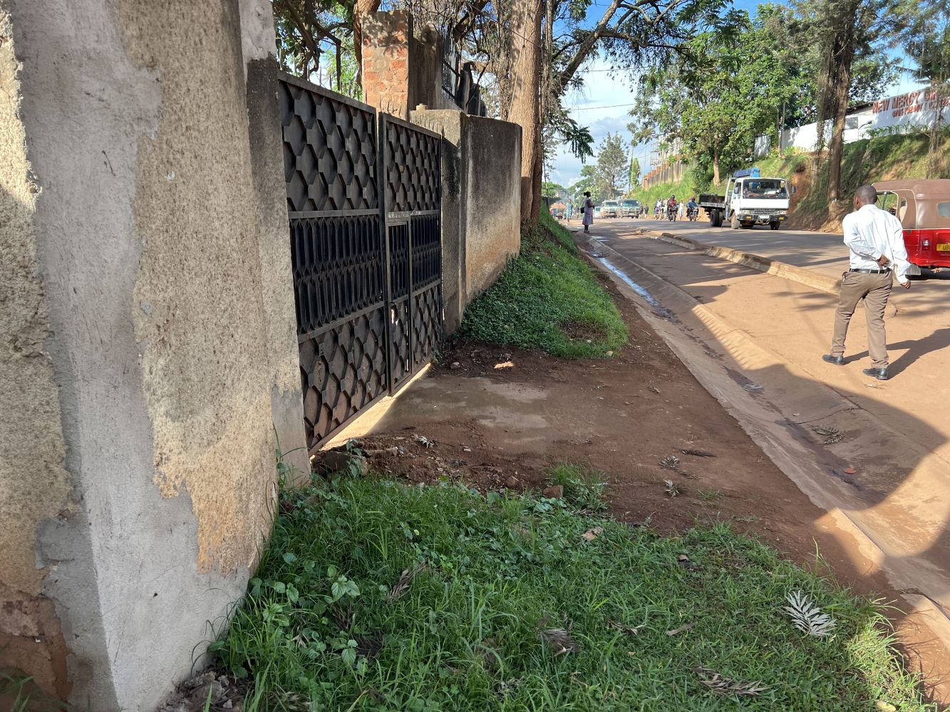COMMERCIAL LAND FOR SALE IN WAKALIGA ROAD RUBAGA KAMPALA