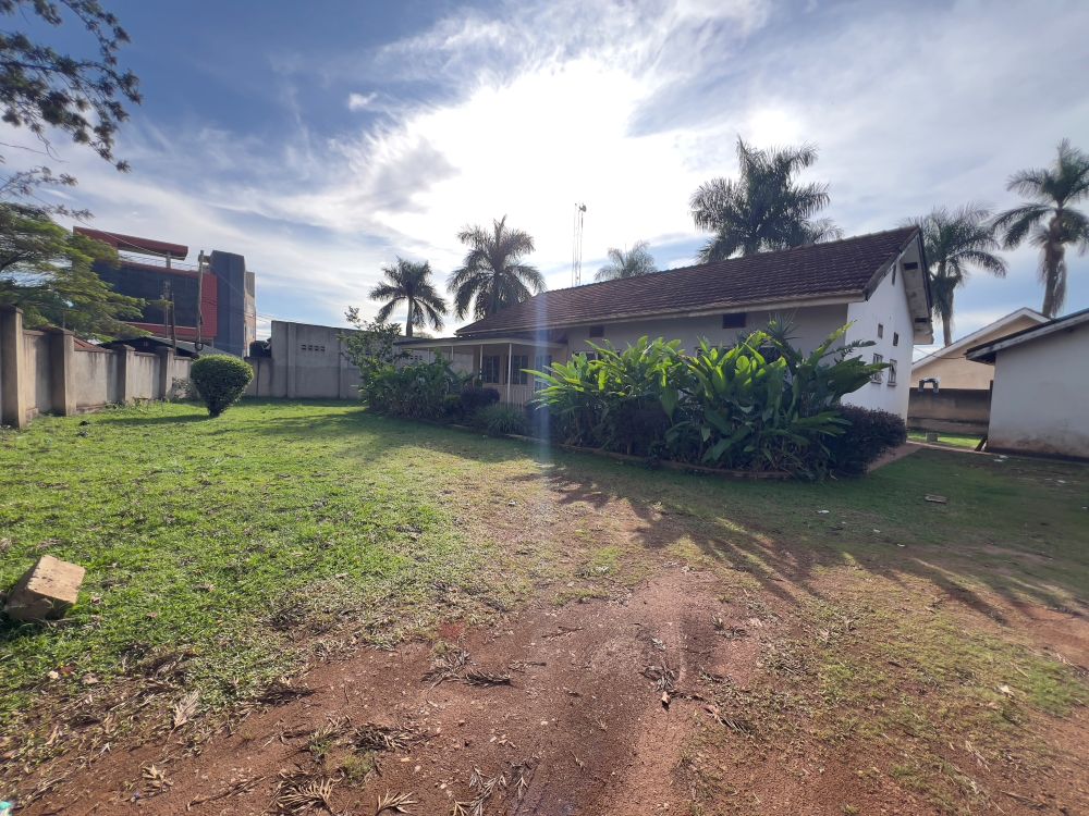 COMMERCIAL LAND FOR SALE IN WAKALIGA ROAD RUBAGA KAMPALA