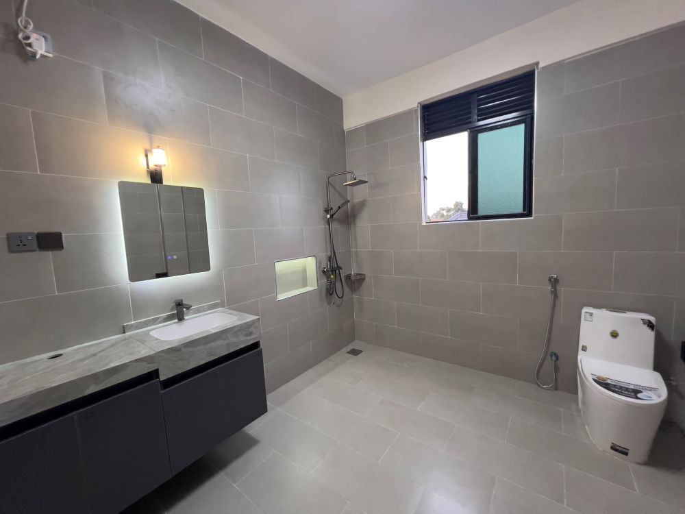 THESE 2 TOWNHOUSES FOR SALE IN KUNGU KAMPALA