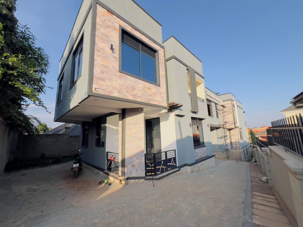 THESE 2 TOWNHOUSES FOR SALE IN KUNGU KAMPALA
